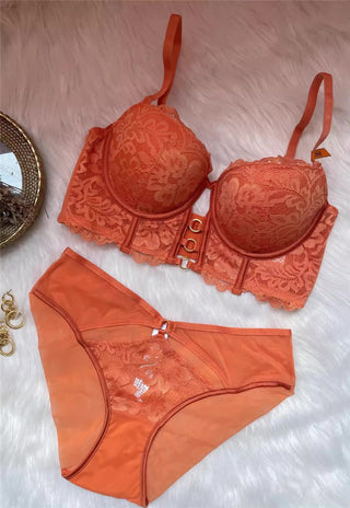 Frequency Underwired Lace Push-Up Bra Set